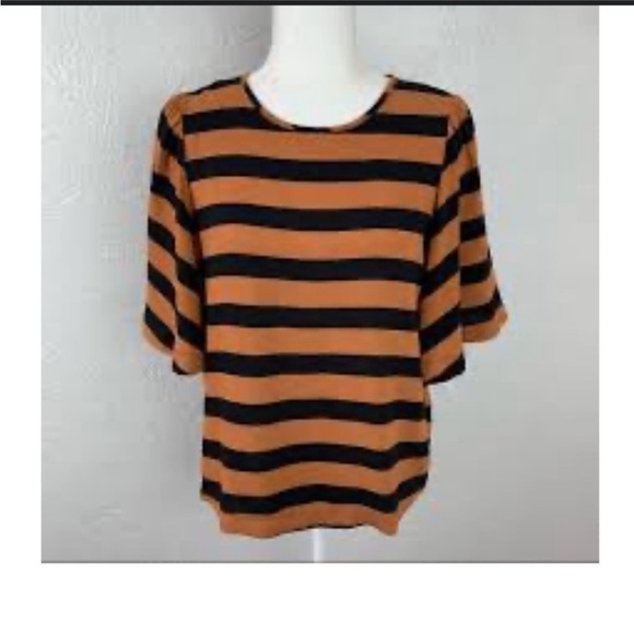Who What Wear Size Medium Orange and Black Striped Top. - Picture 3 of 7